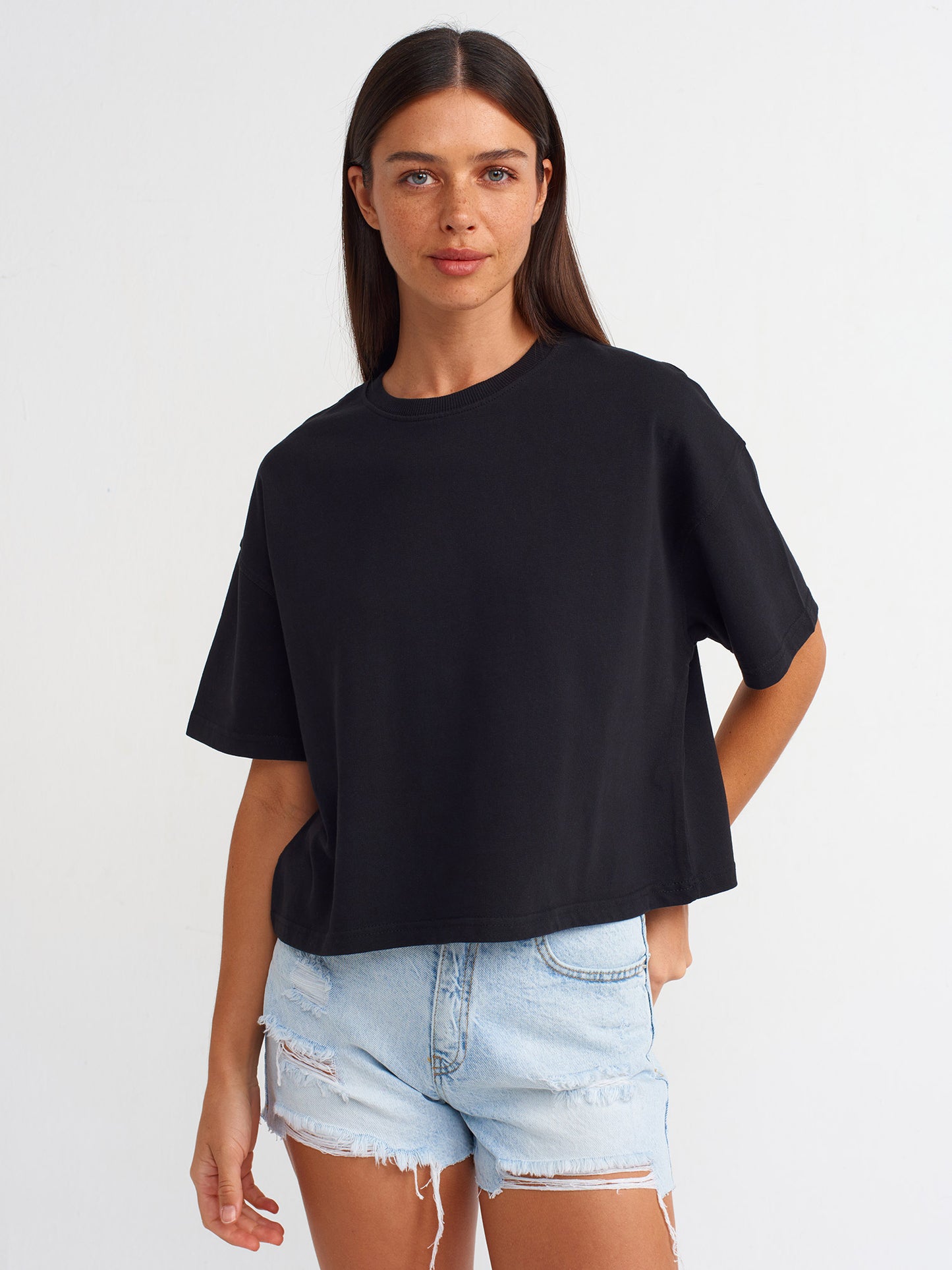 Short Sleeve Cotton T-shirt-Black